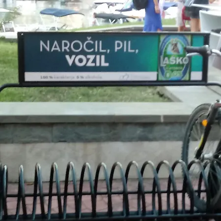 živko Penzion Dobrovce