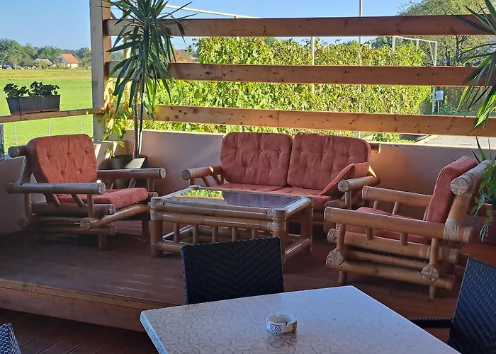 Zivko Πανσιόν 3*